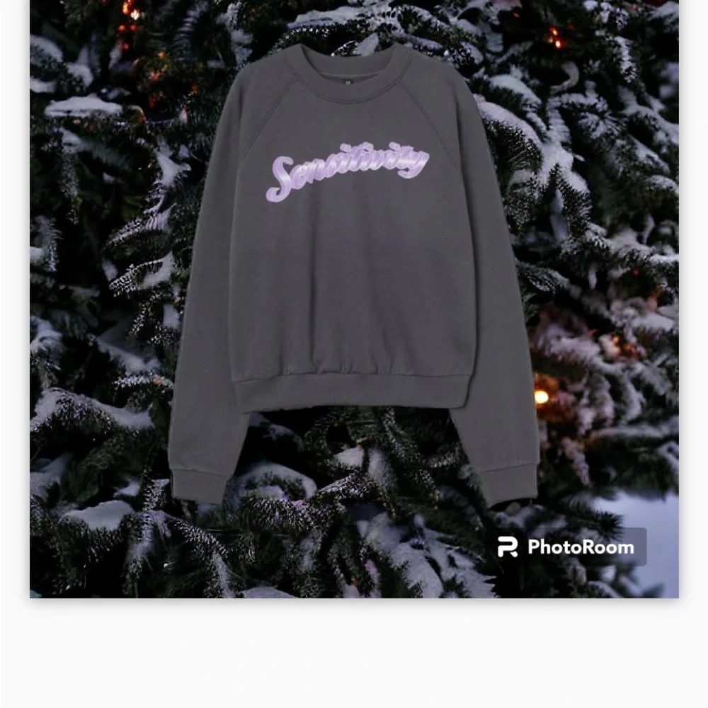 BUNDLE! 2 for 1- Sweatshirts- Dividend-Shein-Graphic -Grey-Brown-EUC-SzM-Cozy!🍂 - Picture 9 of 12